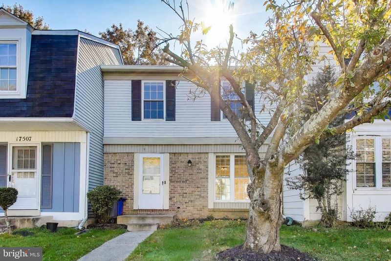 17505 Longview Ln, Olney, MD 20832