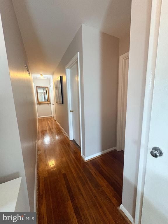 1910 Lewis Ave, Rockville, MD 20851