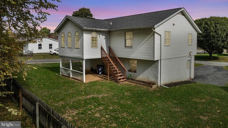 201 S 2nd St, Woodsboro, MD 21798