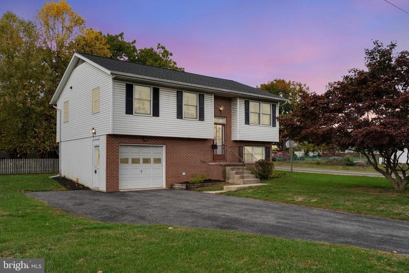 201 S 2nd St, Woodsboro, MD 21798