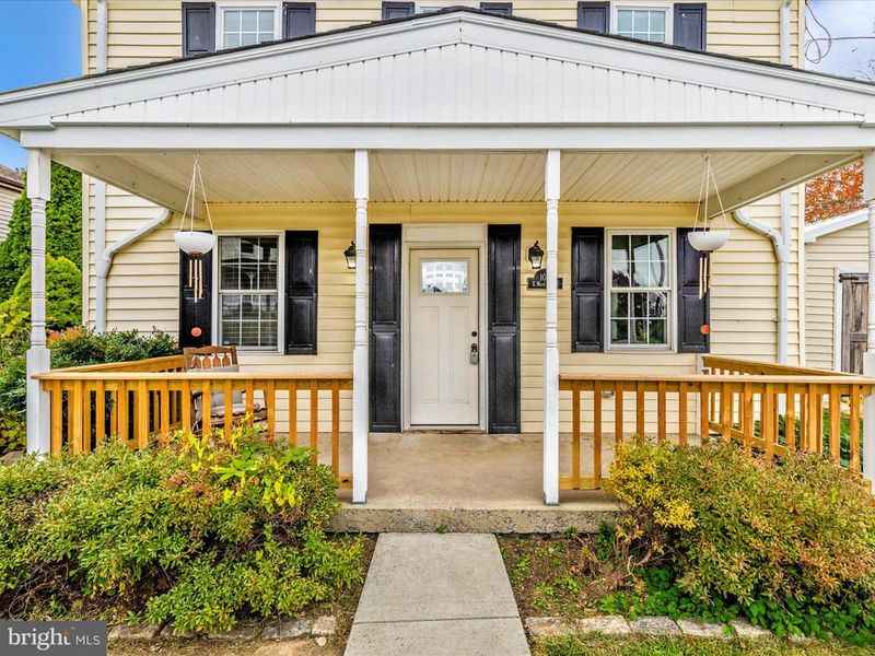 106 E Main St, Burkittsville, MD 21718