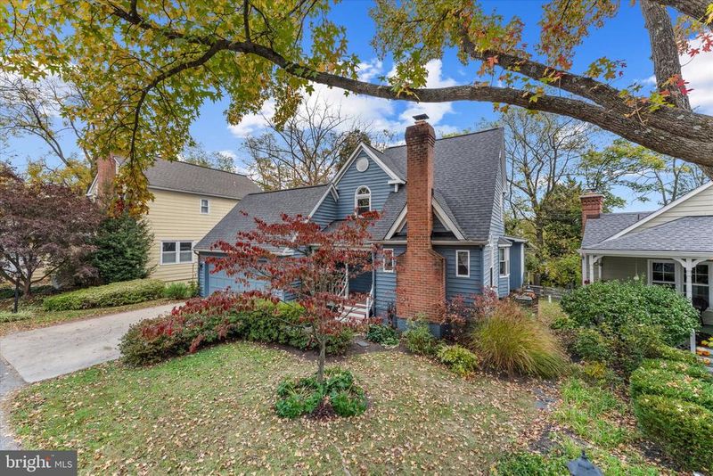 316 Loudoun St SW, Leesburg, VA 20175