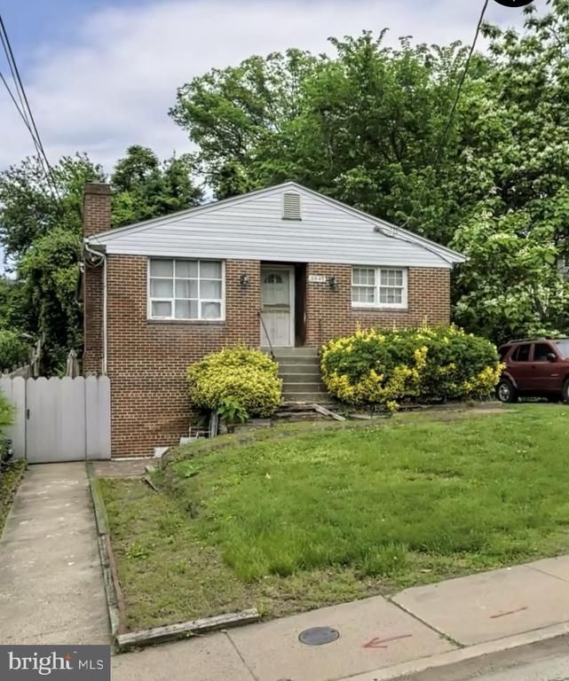 3115 19th St S, Arlington, VA 22204
