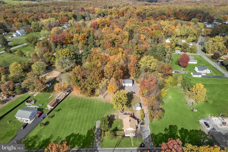 6712 Mountaindale Rd, Thurmont, MD 21788