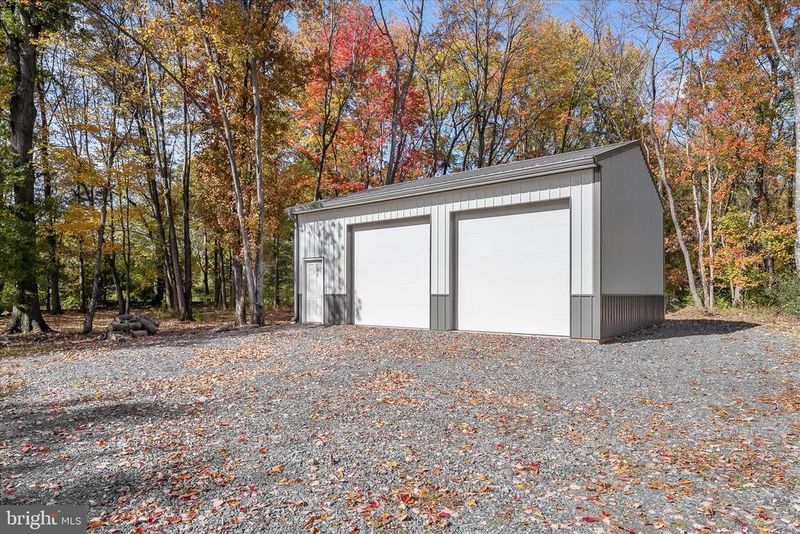 6712 Mountaindale Rd, Thurmont, MD 21788