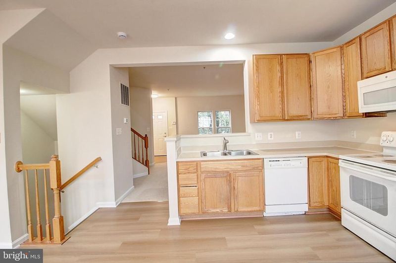 1802 Wheyfield Dr, Frederick, MD 21701