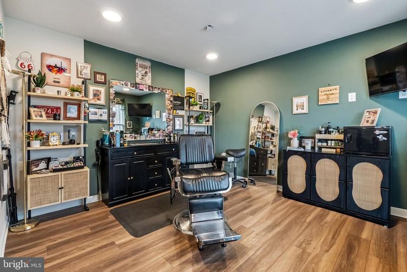 15055 Jaxton Sq, Haymarket, VA 20169