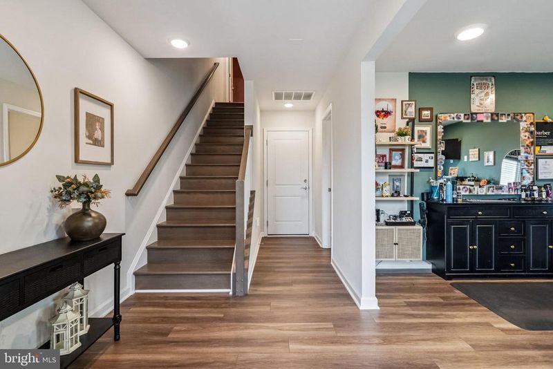 15055 Jaxton Sq, Haymarket, VA 20169