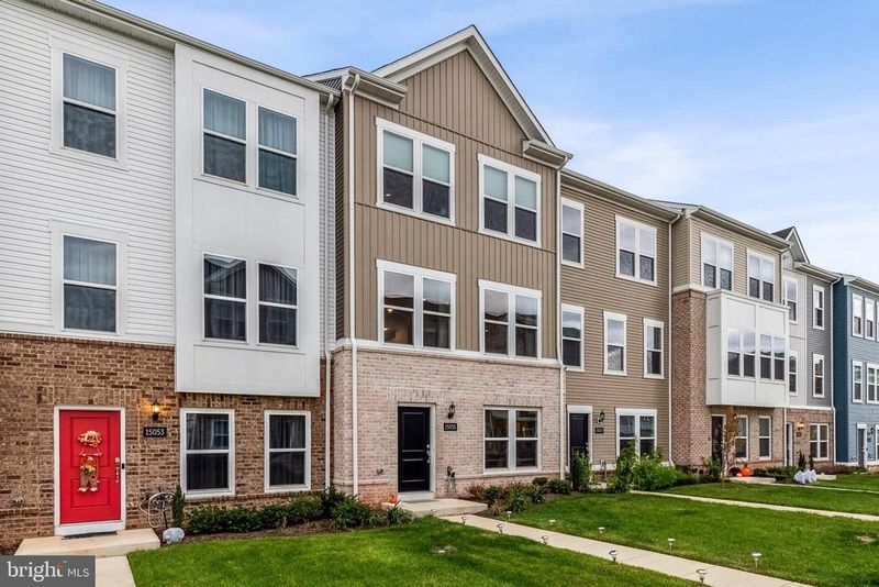 15055 Jaxton Sq, Haymarket, VA 20169
