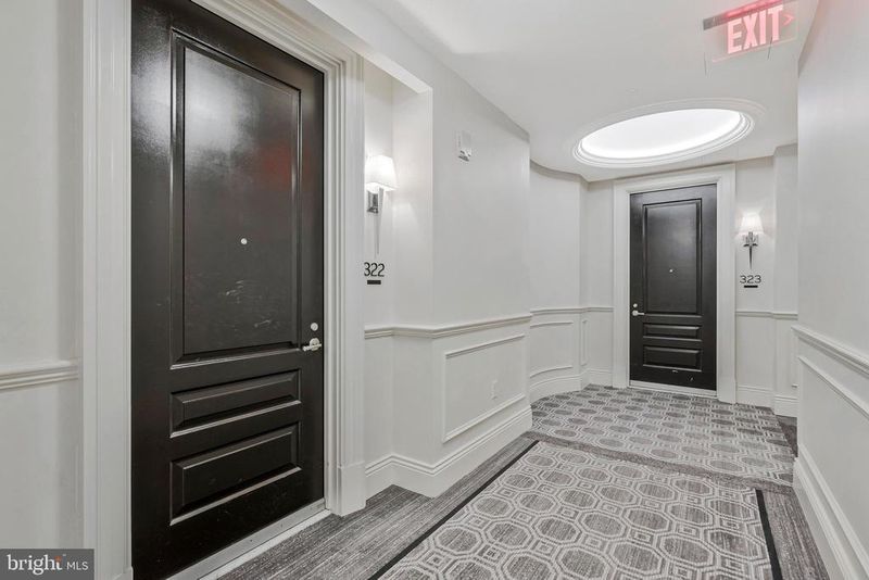 6900 Fleetwood Rd #322, Mclean, VA 22101