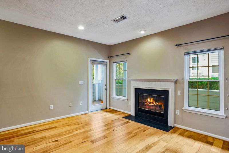 1708 Lake Shore Crest Dr #13, Reston, VA 20190