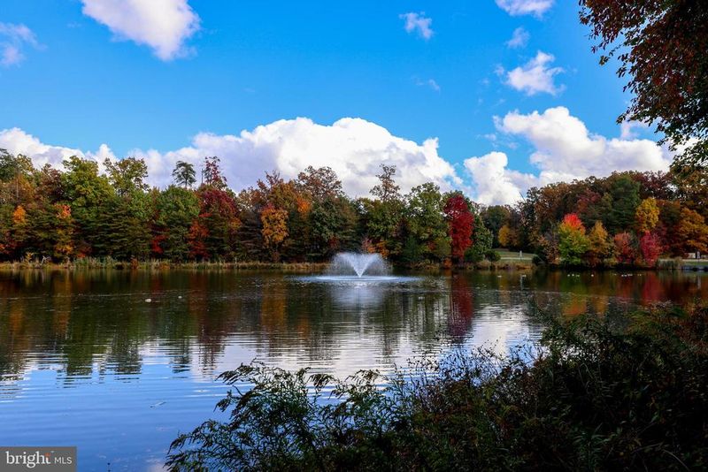 1708 Lake Shore Crest Dr #13, Reston, VA 20190