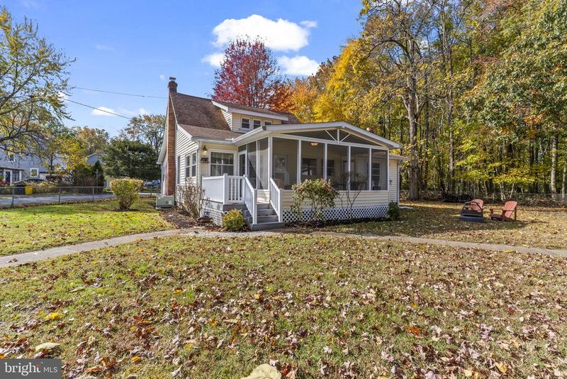 6008 Allwine Ave, Deale, MD 20751