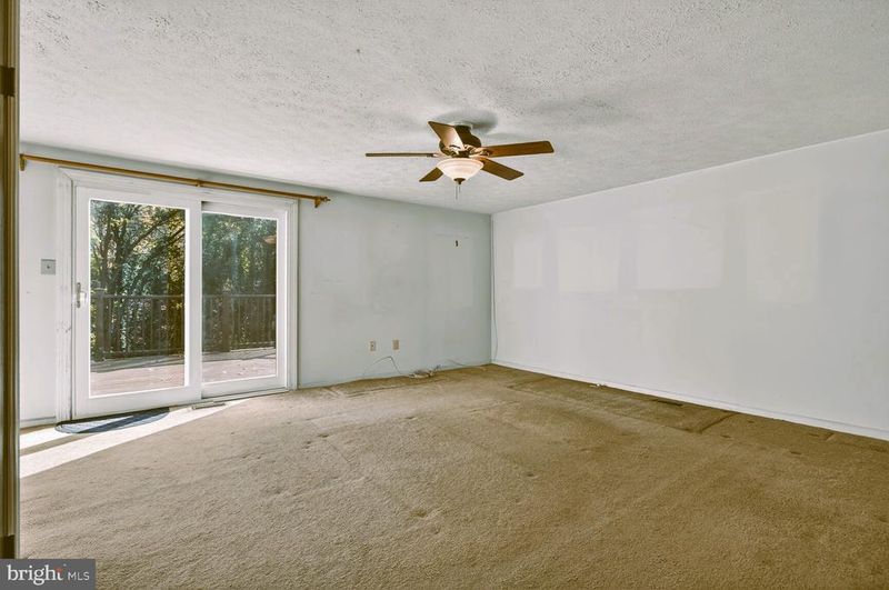 6064 Rock Glen Dr, Elkridge, MD 21075