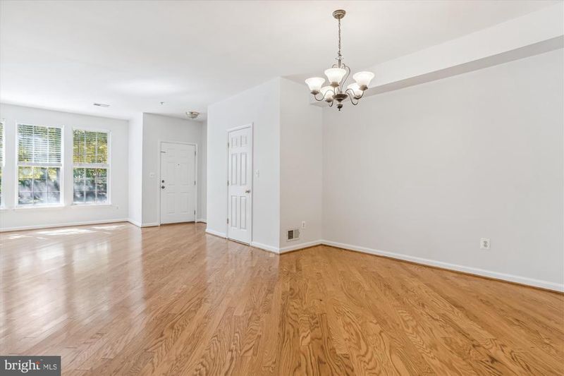 20238 Portsmouth Blvd, Ashburn, VA 20147