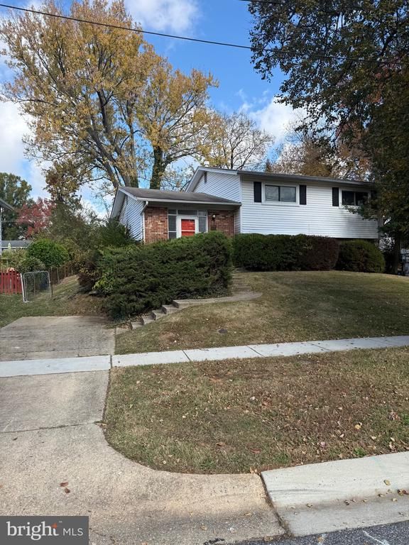 4917 Mccall St, Rockville, MD 20853