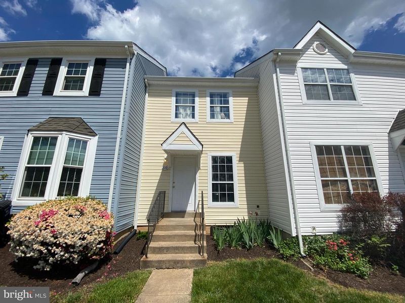 109 Powhatan Ct, Stafford, VA 22556