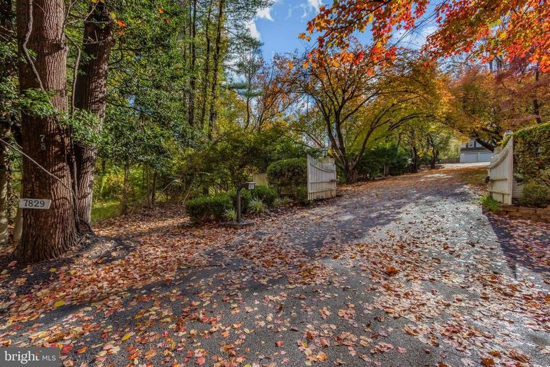 7829 Old Dominion Dr, Mclean, VA 22102