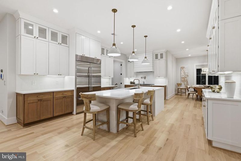 7000 Hector Rd, Mclean, VA 22101
