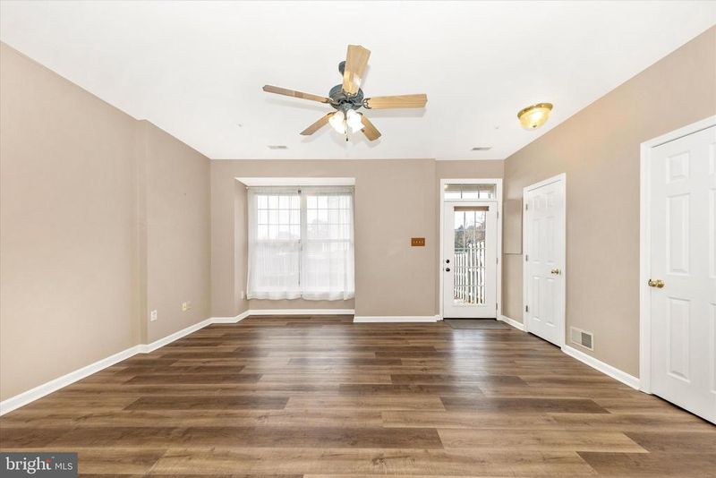 5183 Duke Ct, Frederick, MD 21703