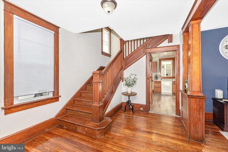 9 3rd Ave, Brunswick, MD 21716