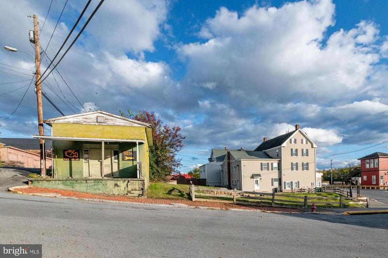 101 E Potomac St, Brunswick, MD 21716