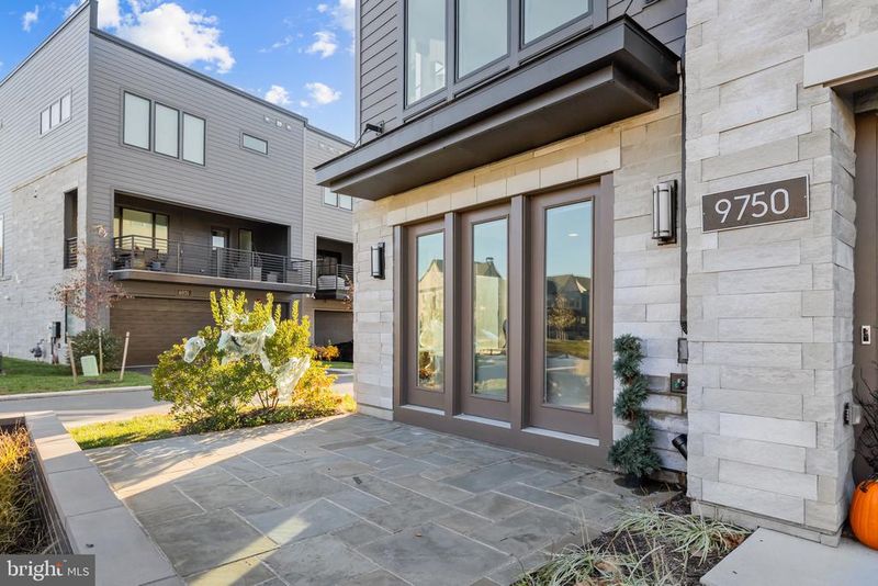 9750 Windflower Way, Bethesda, MD 20817