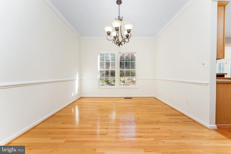 7220 Forkland Way, Gainesville, VA 20155
