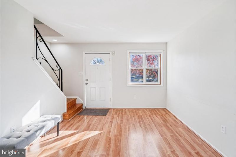7600 Lotus Ct, Laurel, MD 20707