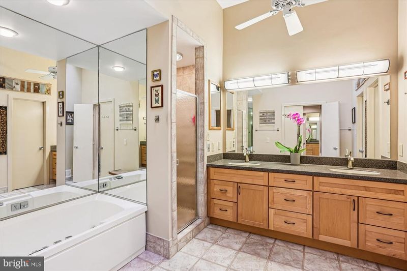 5229 Strathmore Ave, Kensington, MD 20895