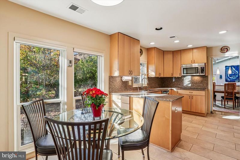 5229 Strathmore Ave, Kensington, MD 20895