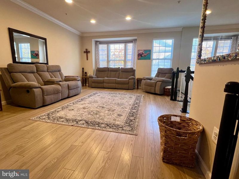 29 Torran Ct, Edgewater, MD 21037