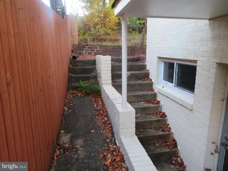 1601 North Portal Dr NW, Washington, DC 20012