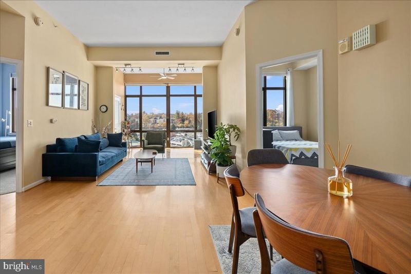 2720 S Arlington Mill Dr #1107, Arlington, VA 22206
