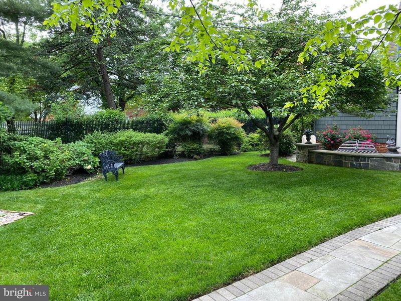 406 Carroll Pw, Frederick, MD 21701