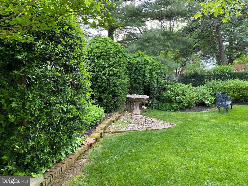 406 Carroll Pw, Frederick, MD 21701
