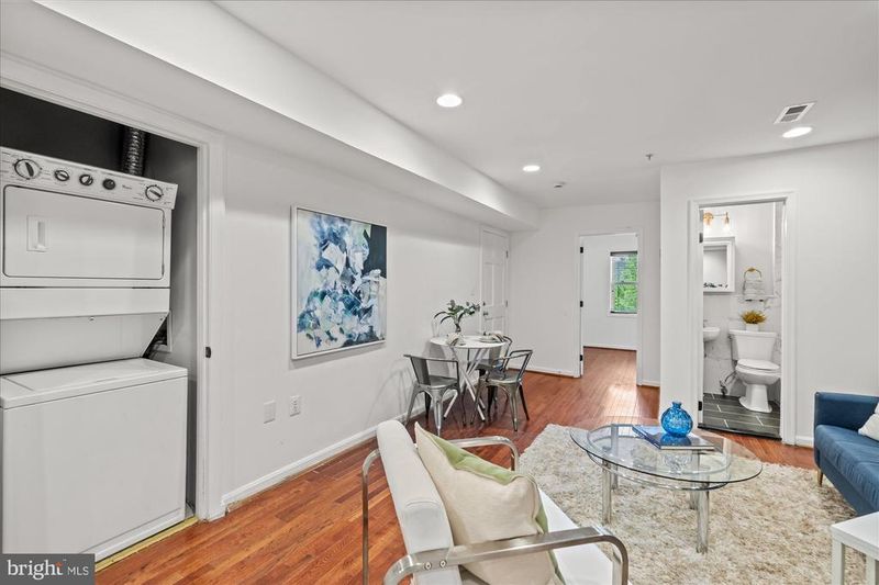 1241 18th St NE #3, Washington, DC 20002