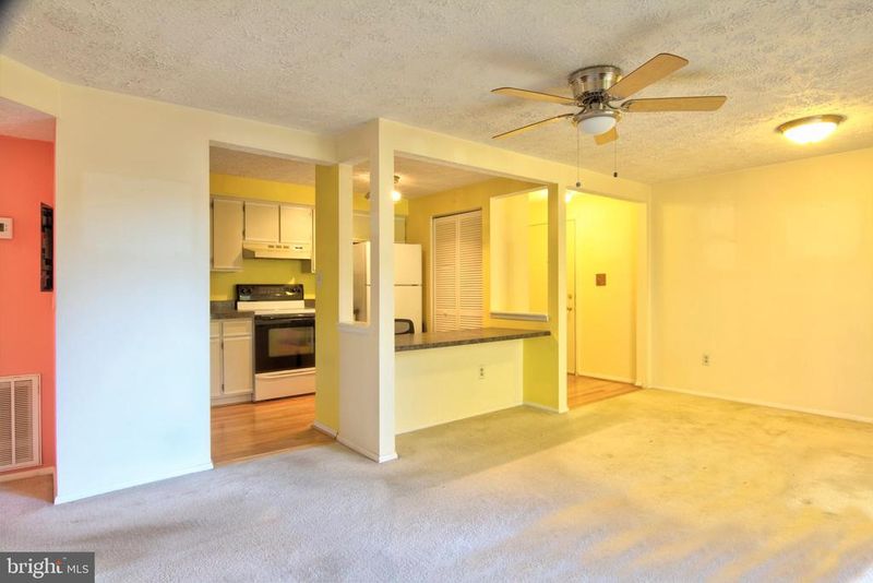 3503 Davenport Ct #J, Pasadena, MD 21122