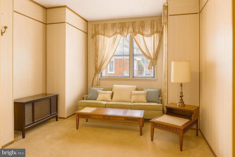 648 E St NE, Washington, DC 20002