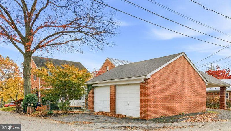 301 Fleming Ave, Frederick, MD 21701