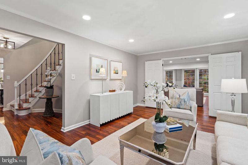 11317 Edenderry Dr, Fairfax, VA 22030