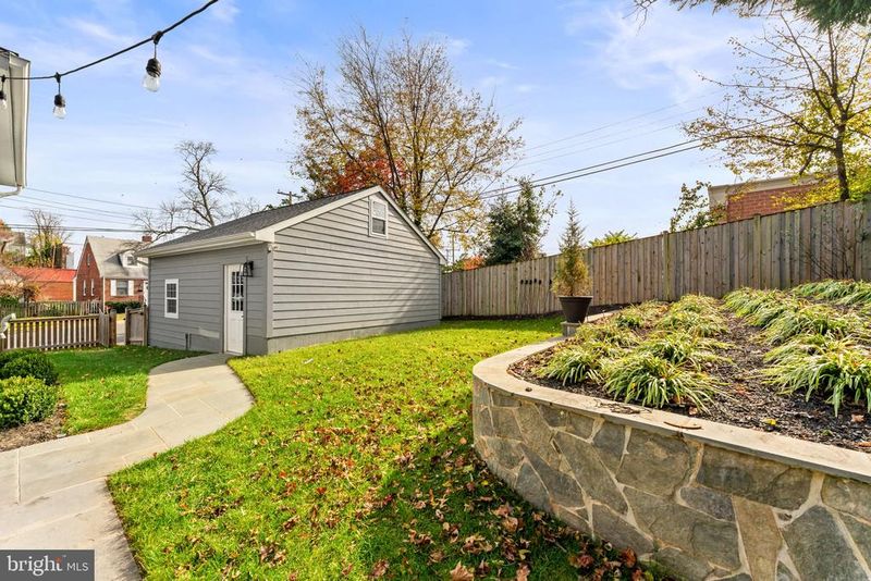 5100 23rd Rd N, Arlington, VA 22207