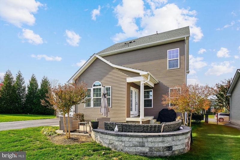 4695 Puller Dr, Jefferson, MD 21755