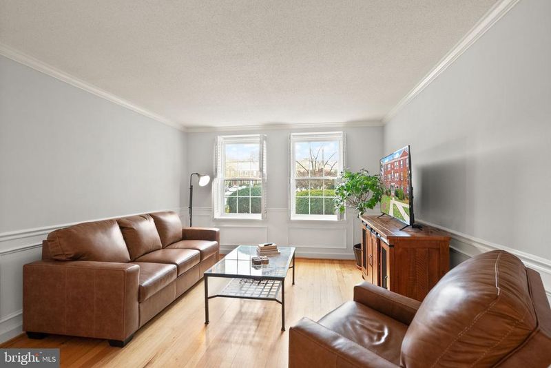 3080 S Abingdon St #A1, Arlington, VA 22206