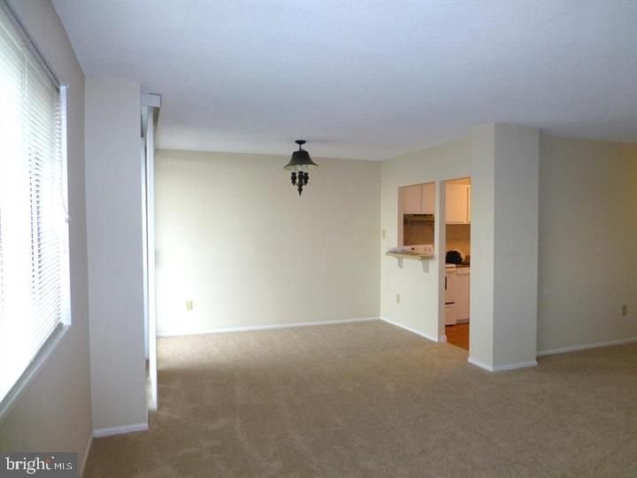 2059 Huntington Ave #1403, Alexandria, VA 22303
