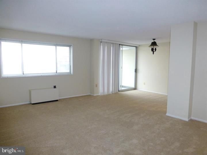 2059 Huntington Ave #1403, Alexandria, VA 22303