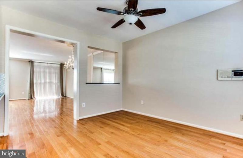6022 Katelyn Ct, Alexandria, VA 22310