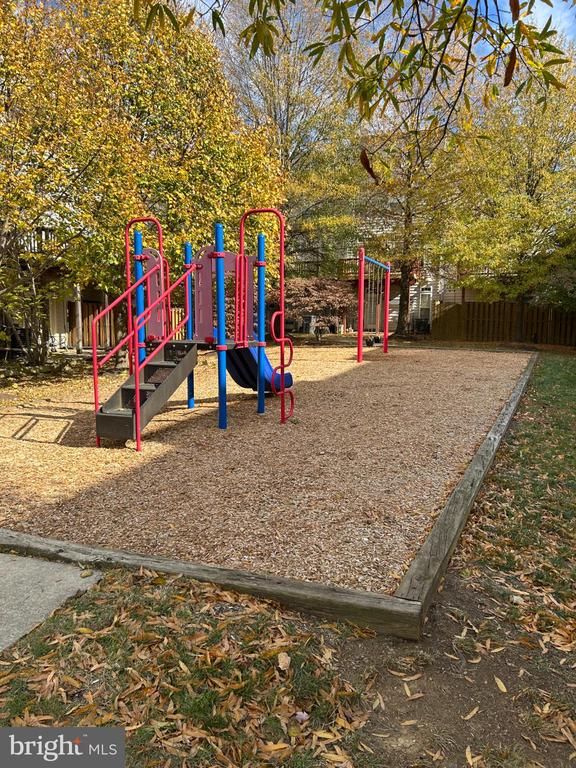 3507 Ellery Cir, Falls Church, VA 22041