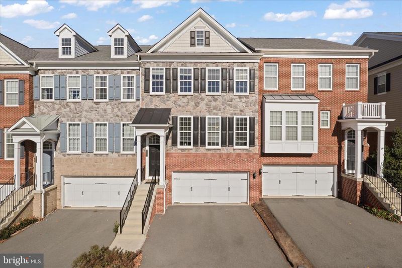 42708 Keiller Ter, Ashburn, VA 20147