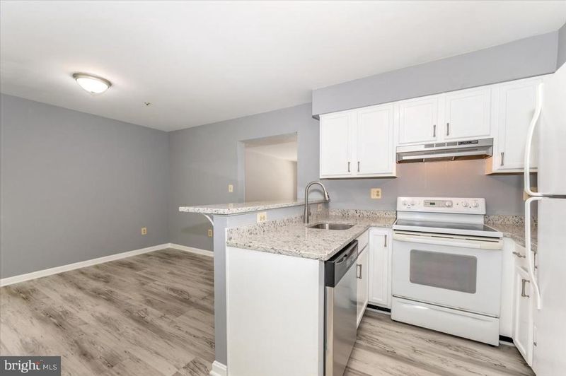 5792 Fringetree Ct, Frederick, MD 21703